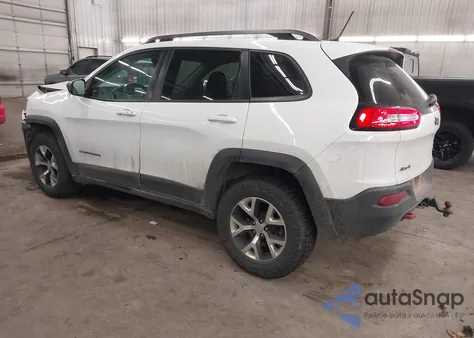 2015 Jeep Cherokee Trailhawk z USA, uszkodzony, nr VIN 1C4PJMBS1FW570175